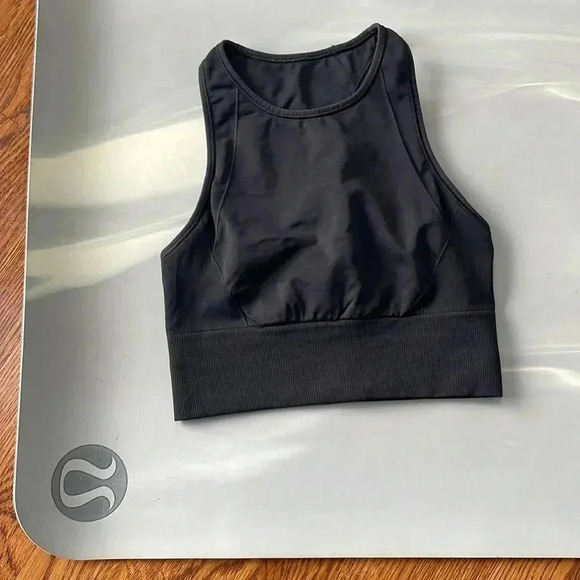 Lululemon I 4 - Picture 1 of 12